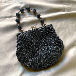 Beaded clutch